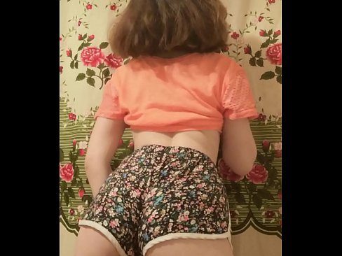 ❤️ Sexy jonk Babe deet hir Shorts op der Kamera of ❤️ Pornovideo bei eis lb.com-porn-kai.ru